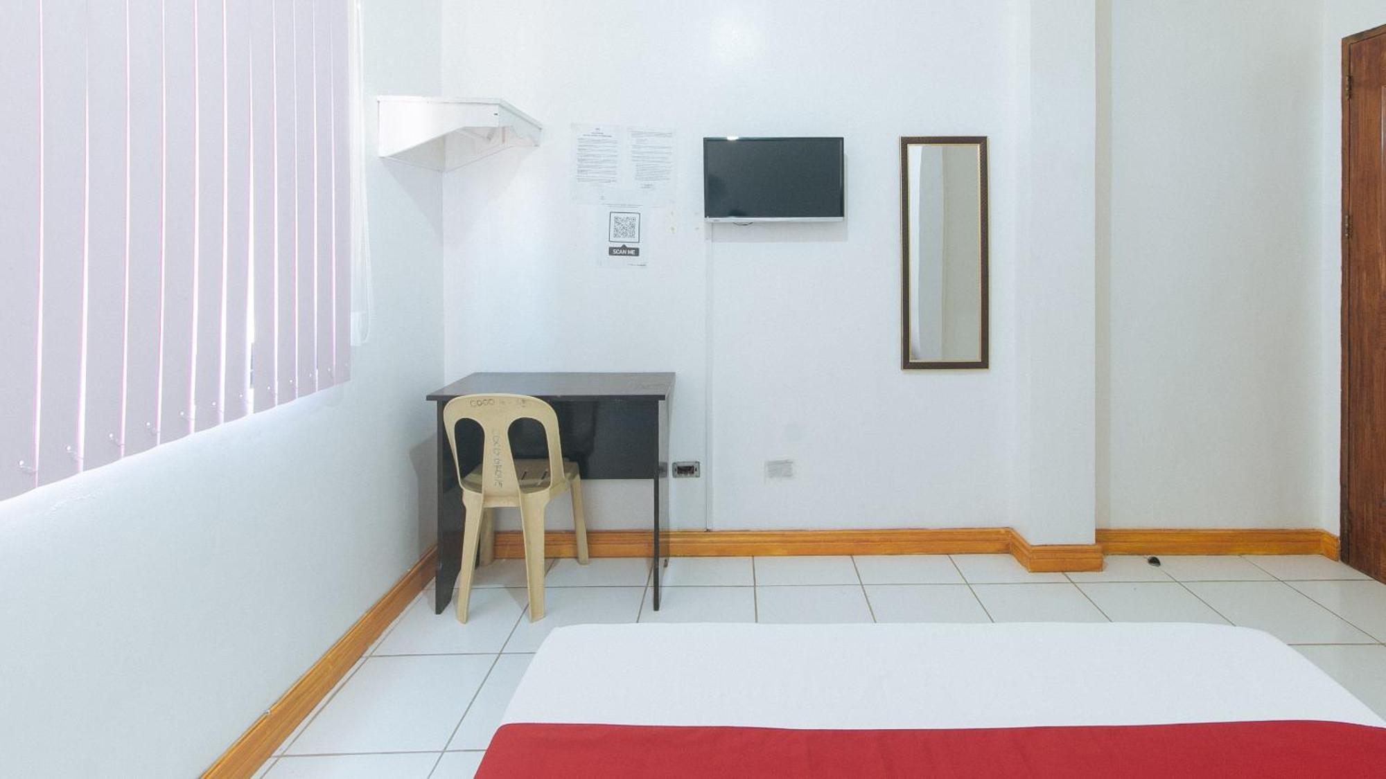 Reddoorz At Coco Grove Tourist Inn Panglao Exterior foto